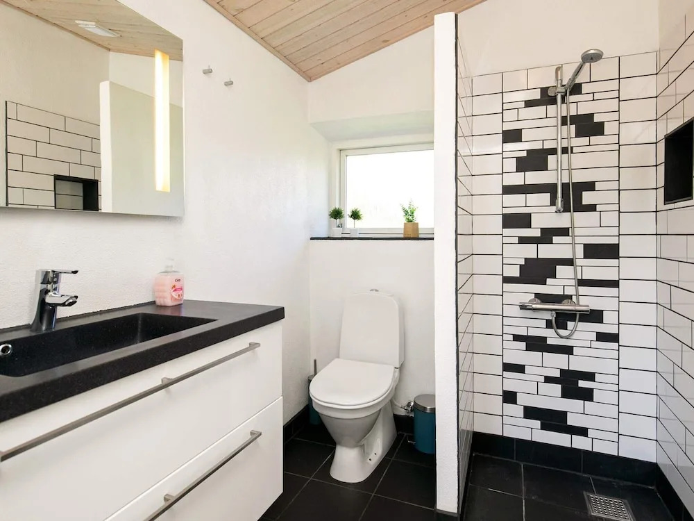 4 person holiday home in Oksbøl