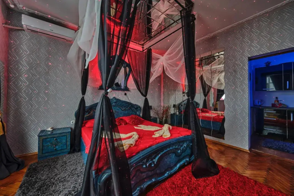 Erros Studio