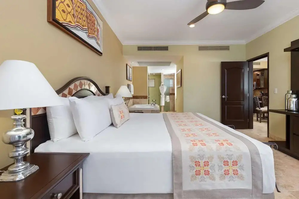 Luxury Suite at Villa del Palmar