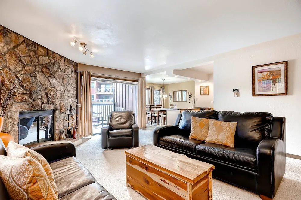 Park Place 101C by RedAwning