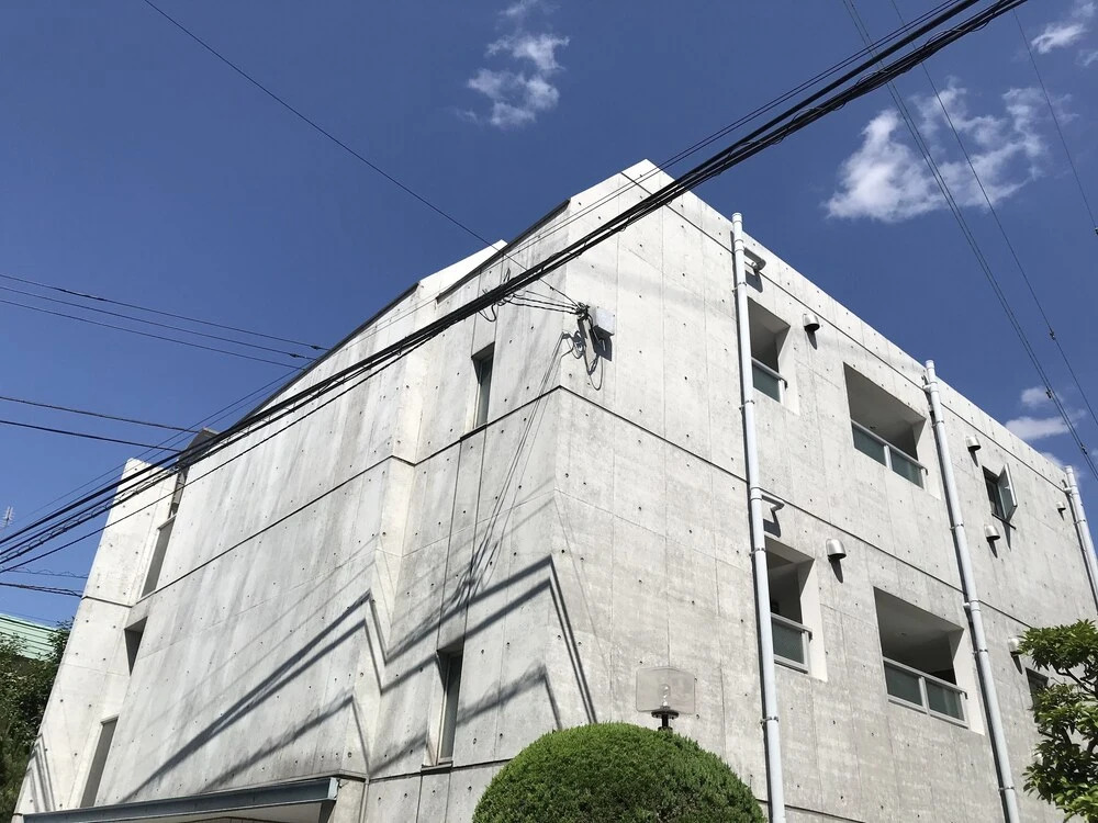 AQUA RESIDENCE Sangenjaya by Tranova