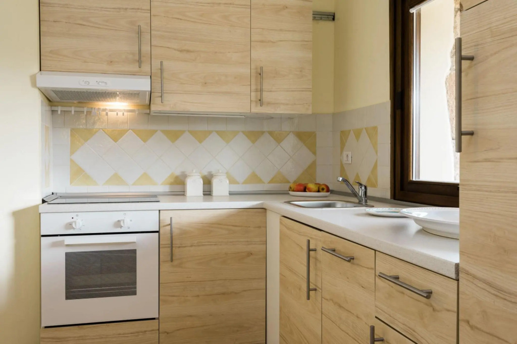 The semi-detached villa, is only another house always in the first row, and is composed of two doubl-PERLACEA 19