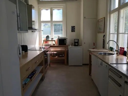 Perrongen Guesthouse