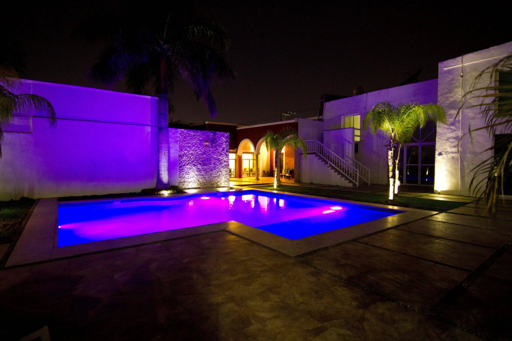 Hotel Embajadores