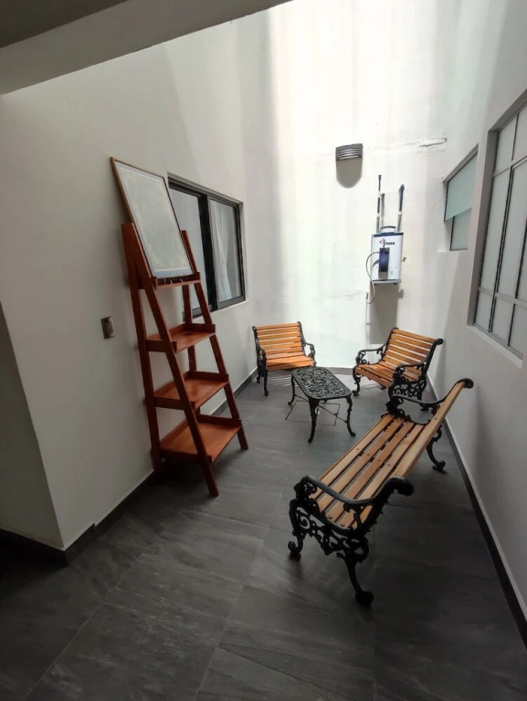 El salto de Camela Hostal
