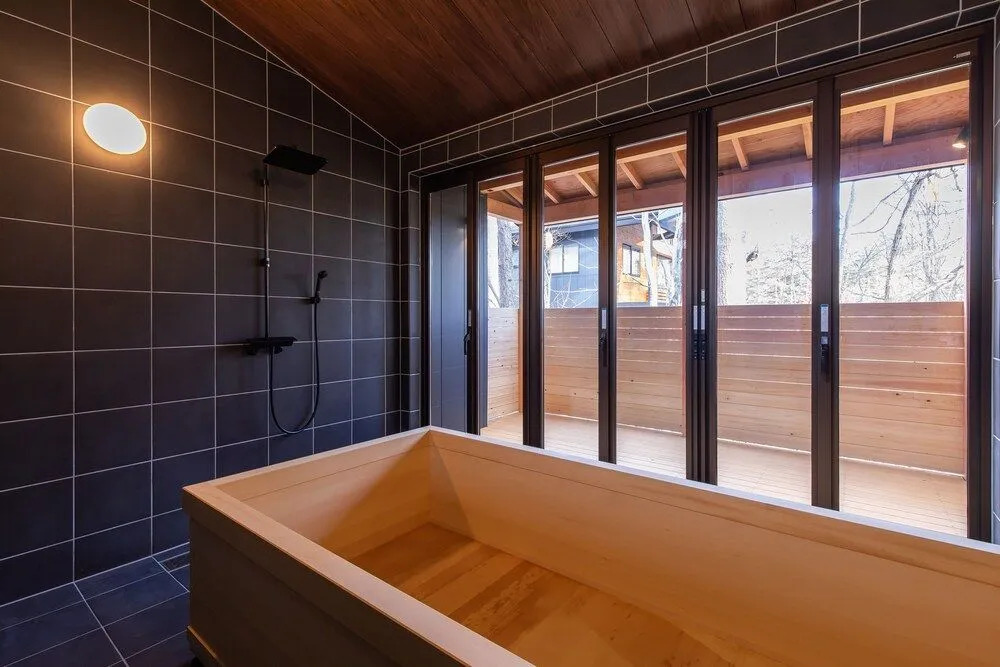 Oradoro House by Jade Villa