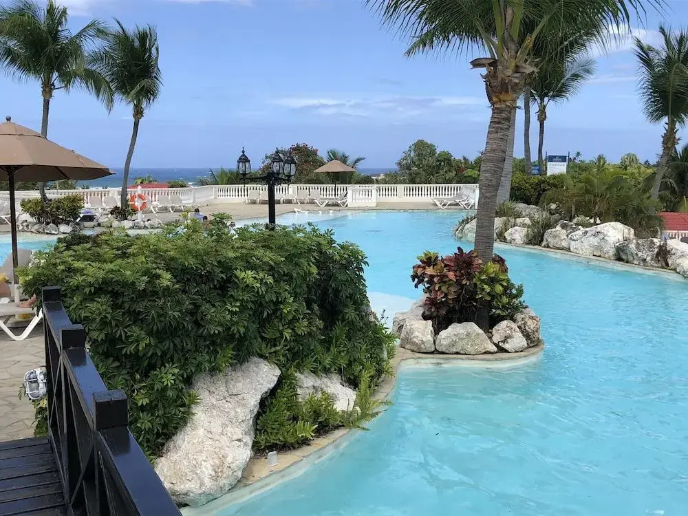 Lifestyle Kosher Cofresi Suites