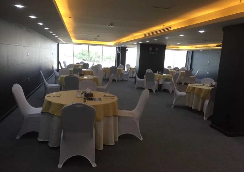 Golden Bujari AlUlaya Hotel