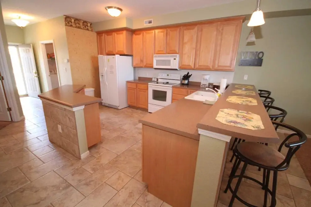 Lands End 218 - 3 Br Condo