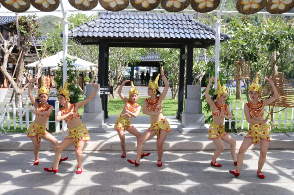 Cham Oasis Nha Trang Resort Condotel