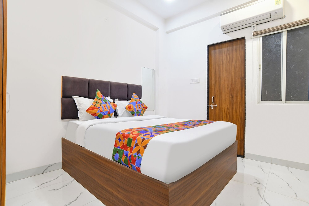 Fabhotel Mannat