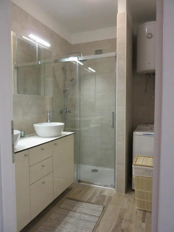 Apartment Skadenca