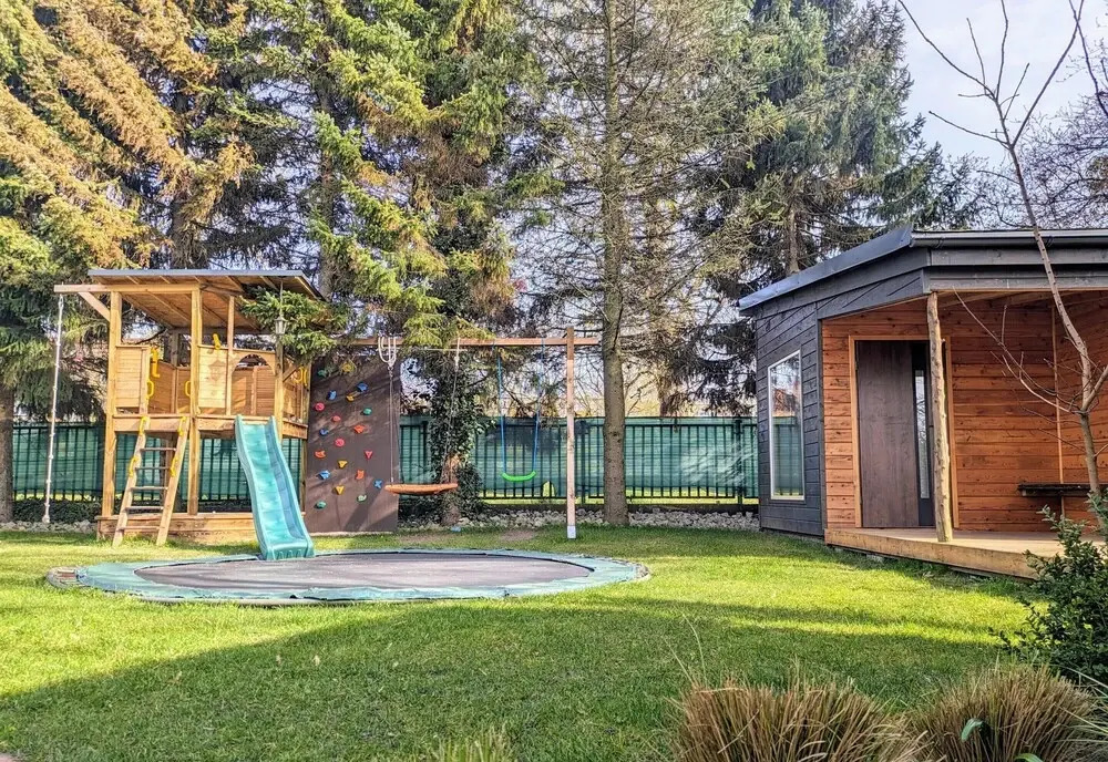 Holiday Apartment by the River, Sauna Included