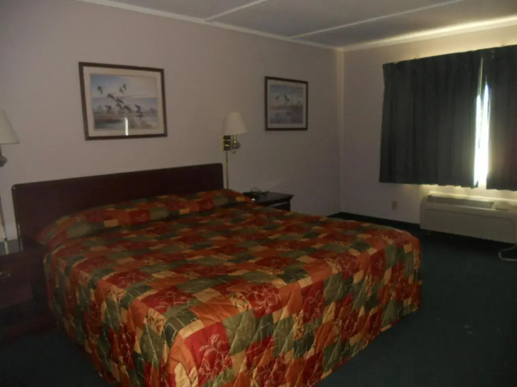 Rodeway Inn South