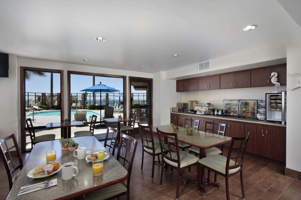 Inn at the Cove