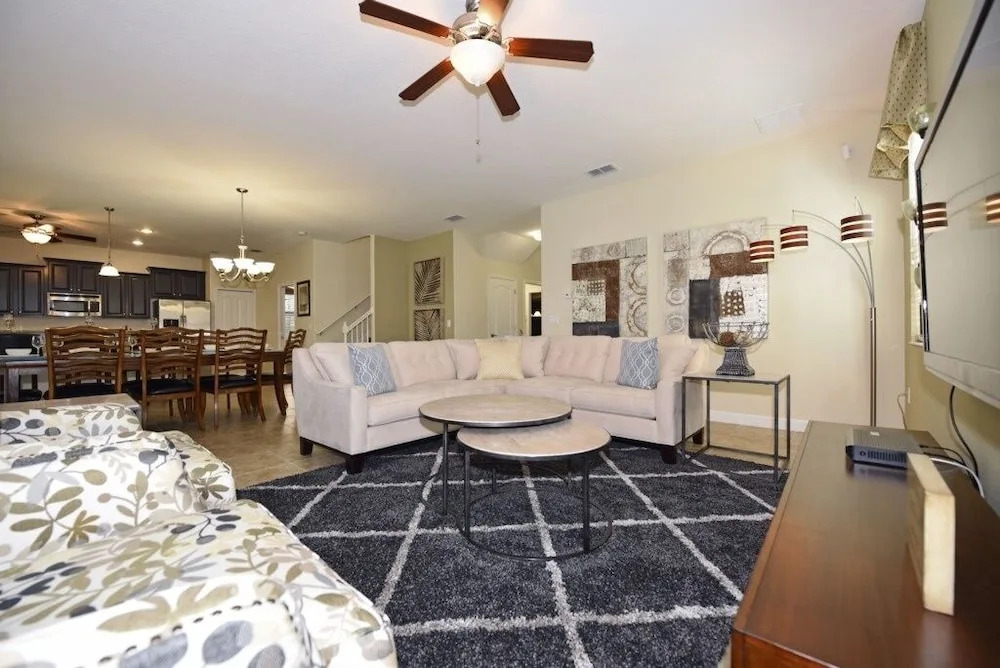 Champions Gate-9117eeclgil 7 Bedroom Home