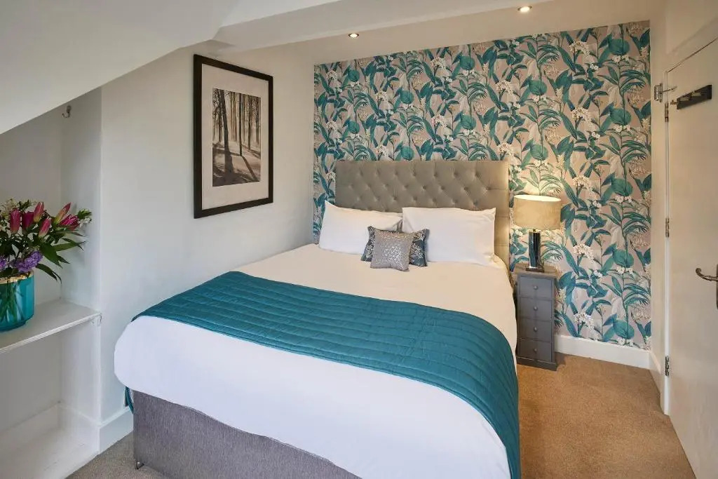 The Granville - Delightful 2-bed Victorian Apartment