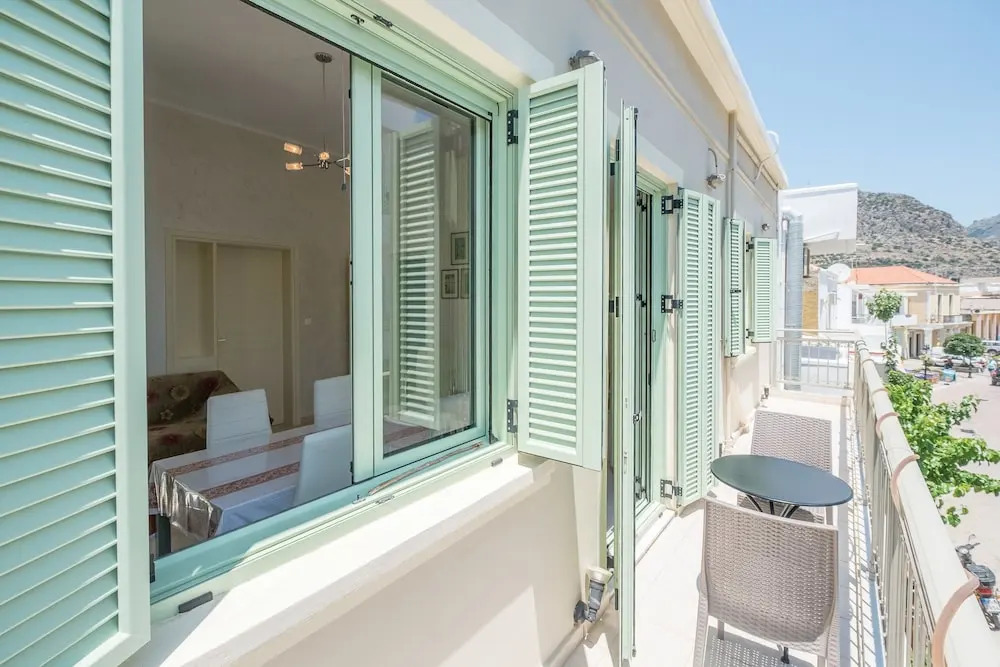 Cozy & New Flat at the Heart of Paleochora