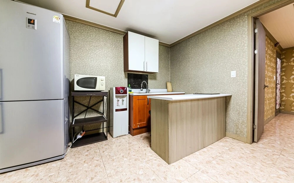 Buan Gyeokpo Chaeseok Resotel Oakville