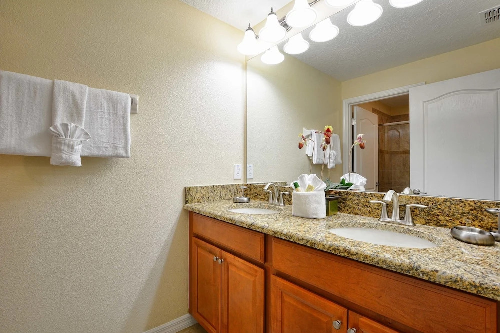 Paradise Palms 4 Bed Townhome w Splashpool - 3215PP