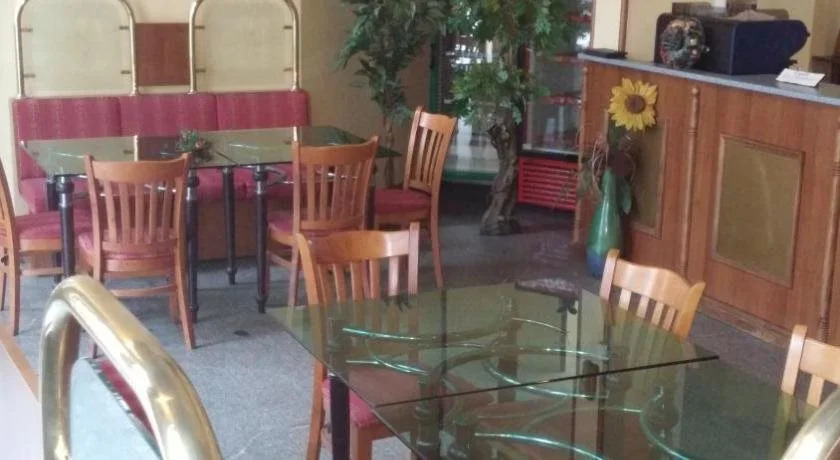 Hotel Kiev-FREE PARKING
