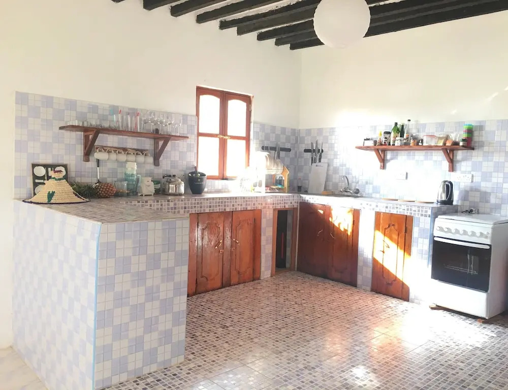 D&J Villa