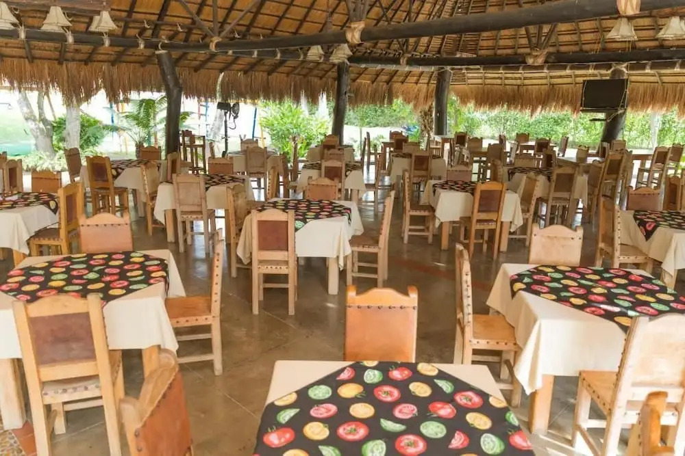 Hotel Portón del Sol