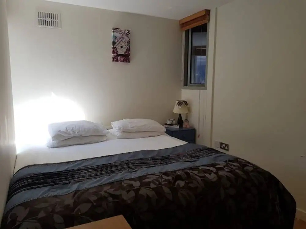 Modern 2 Bedroom Apartment
