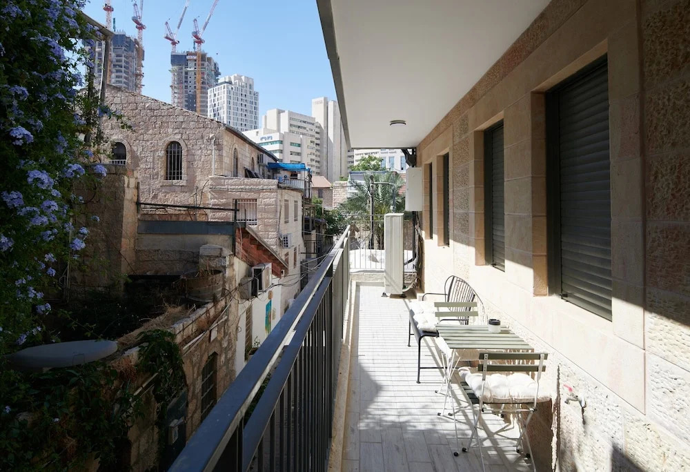 Machene Yehuda Vacation Apartments By Raphael Hotels