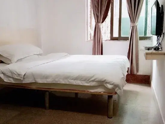 Zhanjiang Linqun Homestay