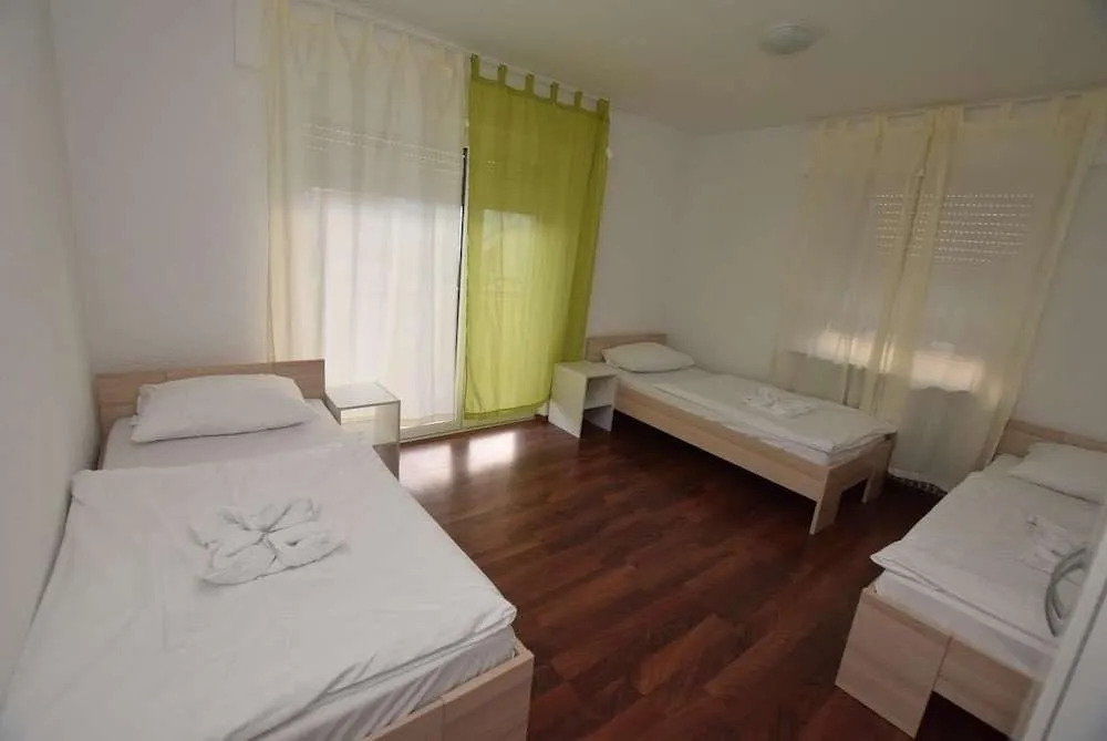 AB Apartments - Apartments Johann-Sebastian-Bach-Strasse