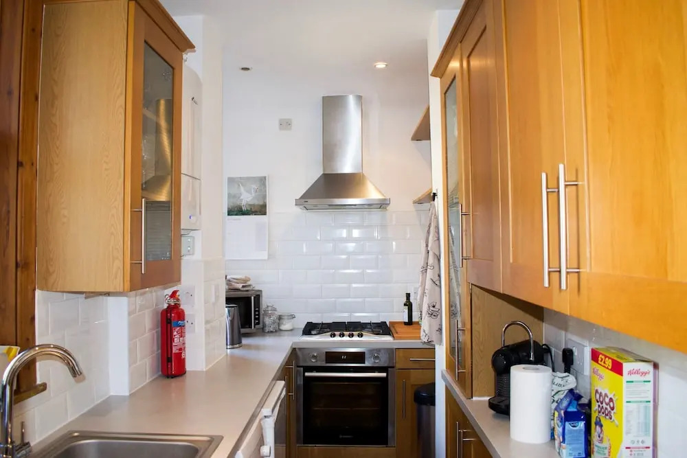 Spacious 3 Bedroom Home With Garden Edinburgh
