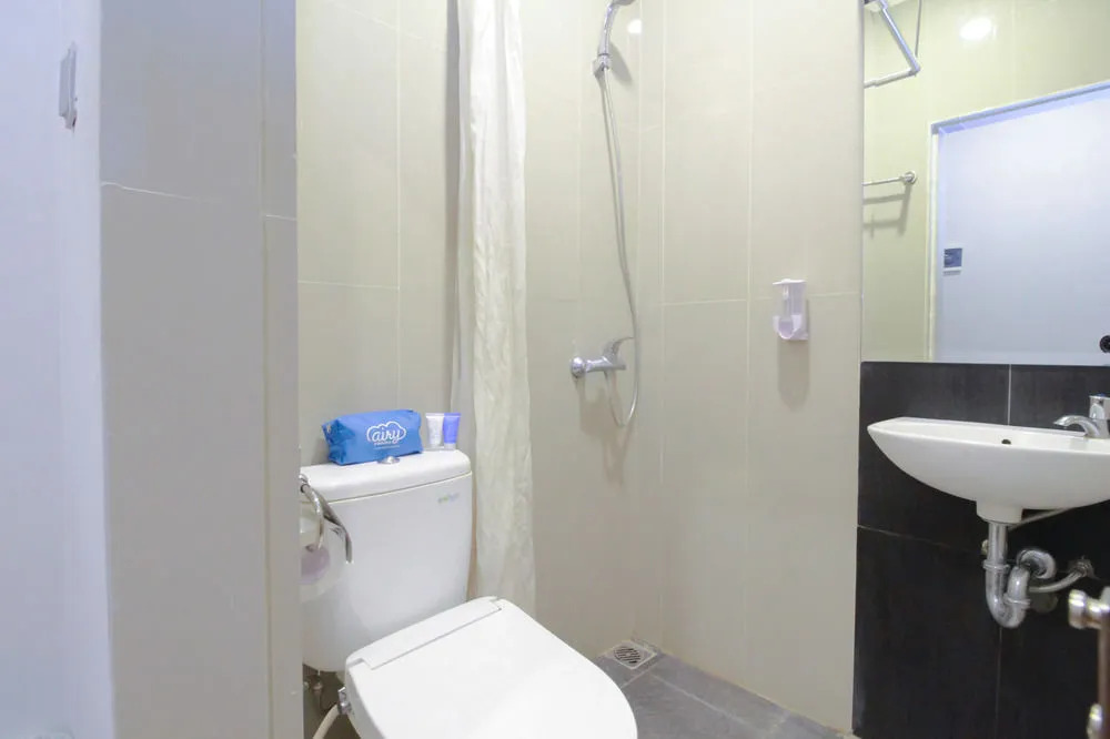 Hotel O Medan City Center Near Plaza Medan Fair Formerly Waringin Residence