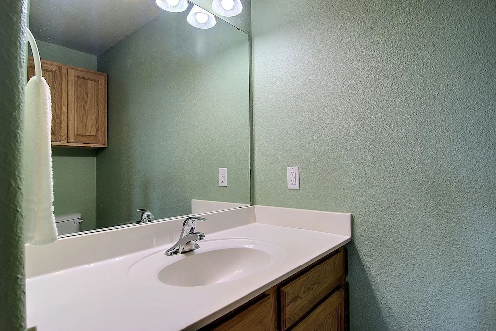 Her Happy Place - 3 Br Townhouse