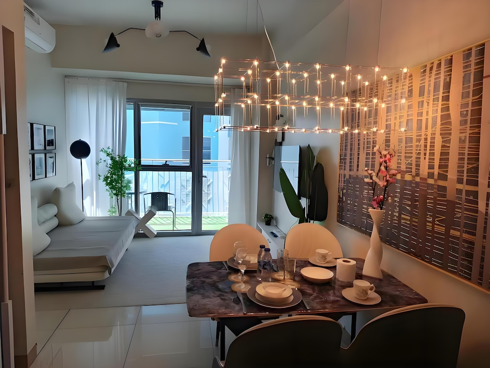 Oceanview with Balcony Airport Okada