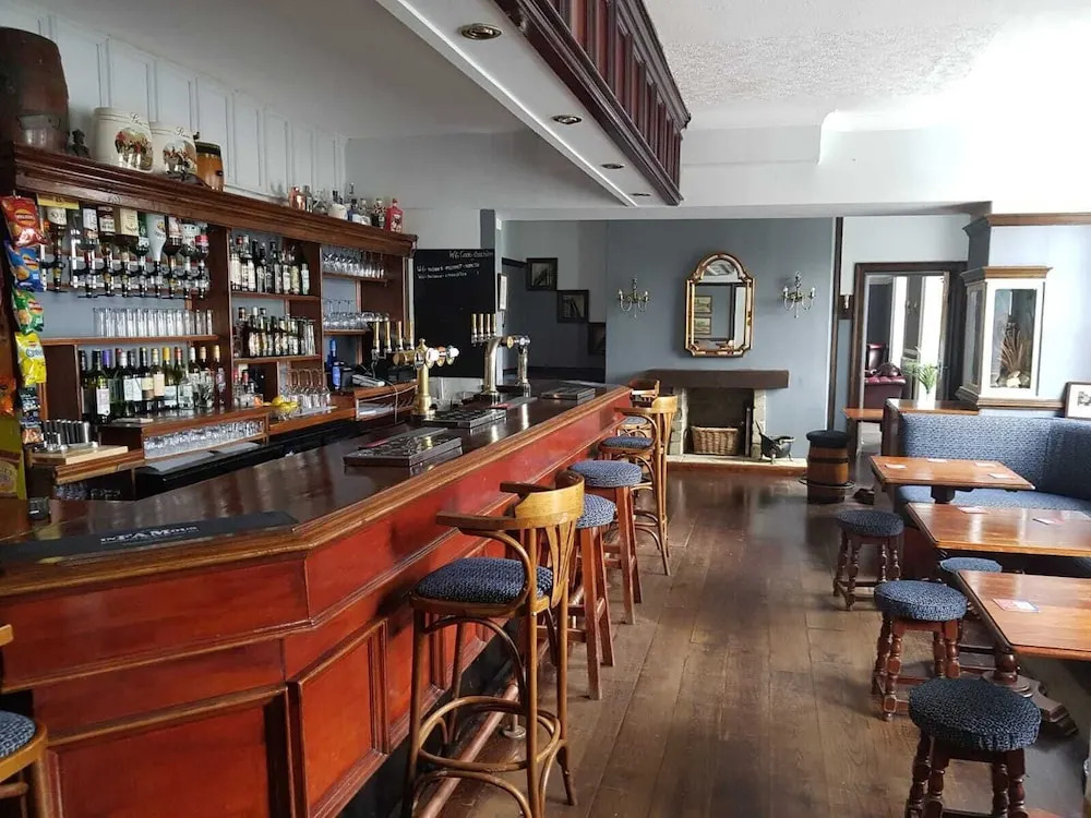 Blue Bell Hotel