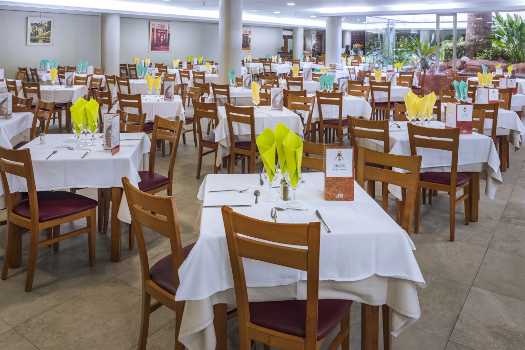 Курортный отель 4R Salou Park Resort I