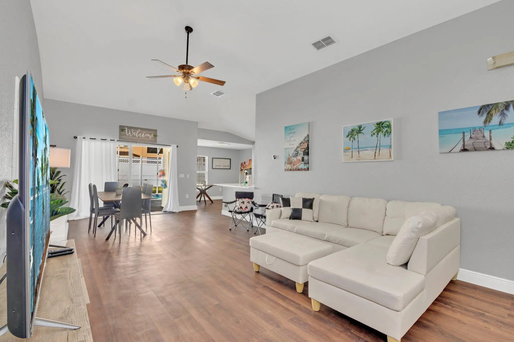 538 Reserve in Davenport