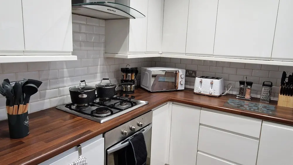 Stunning 5-bed House in Liverpool! Great Location!