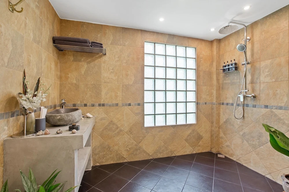 Superb Family Hide-away Four Bedroom Garden Villa With Family Pool
