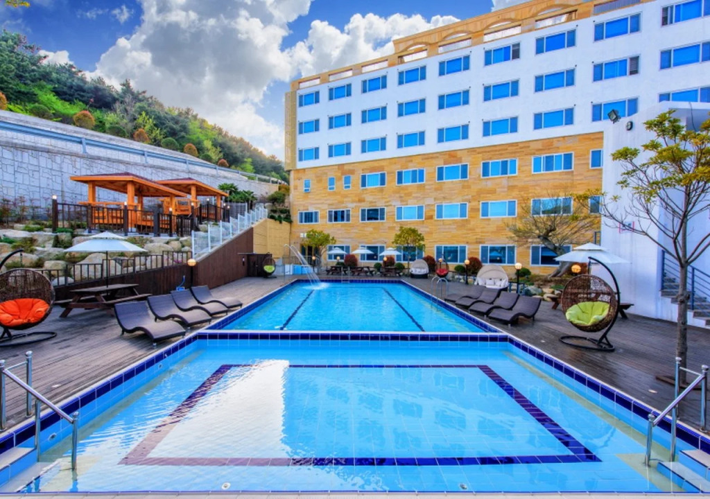 Doya Family Hotel