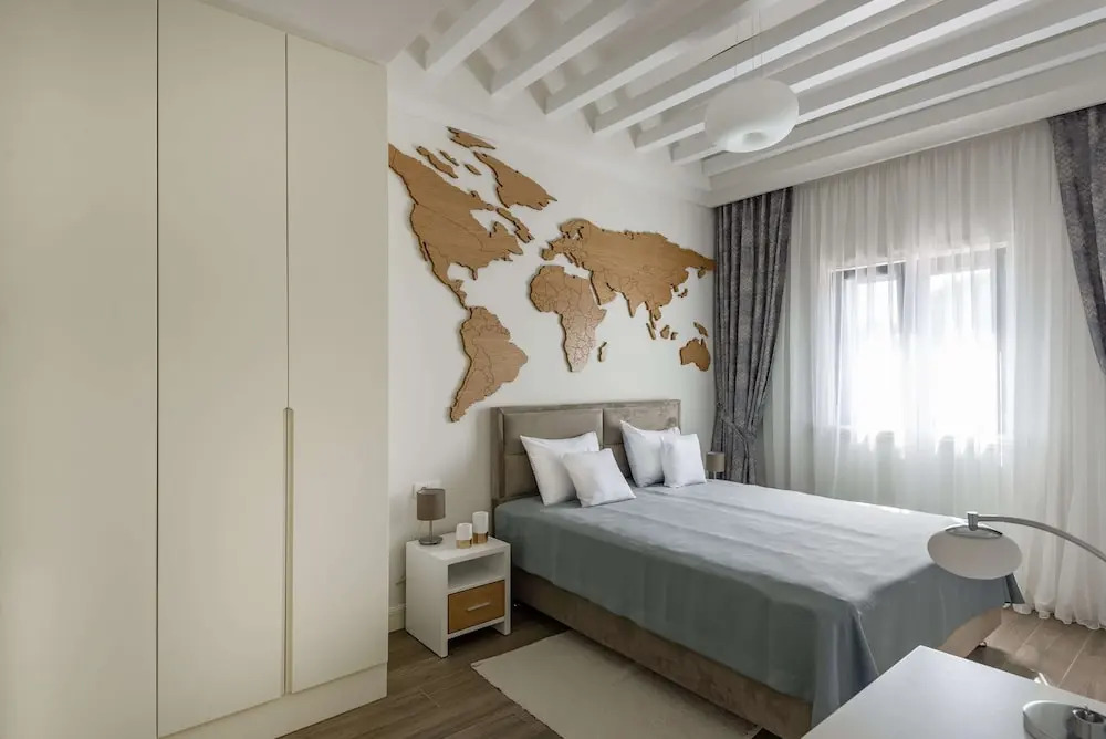 Lustica Apartments Central Bay