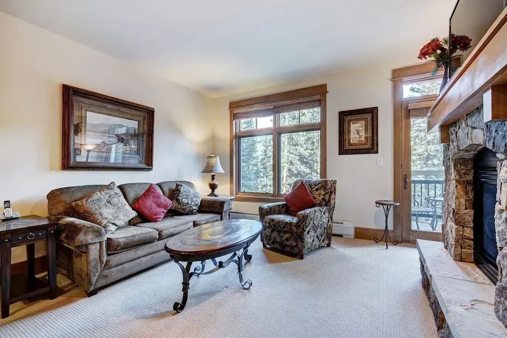 Luxurious 1 BR in River Run Village with Ski in ski out condo