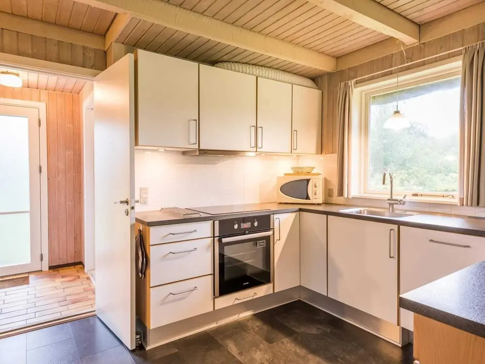 6 person holiday home in Henne