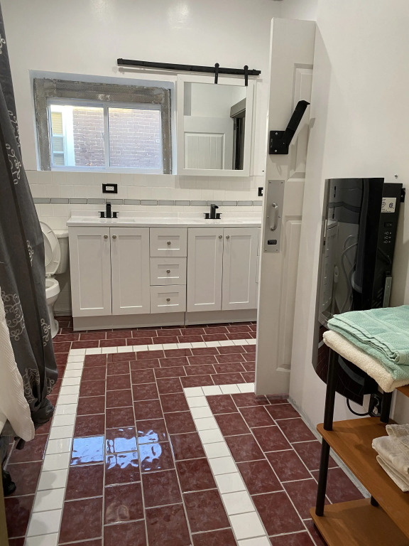 Stylish 4 bedroom home near Philadelphia