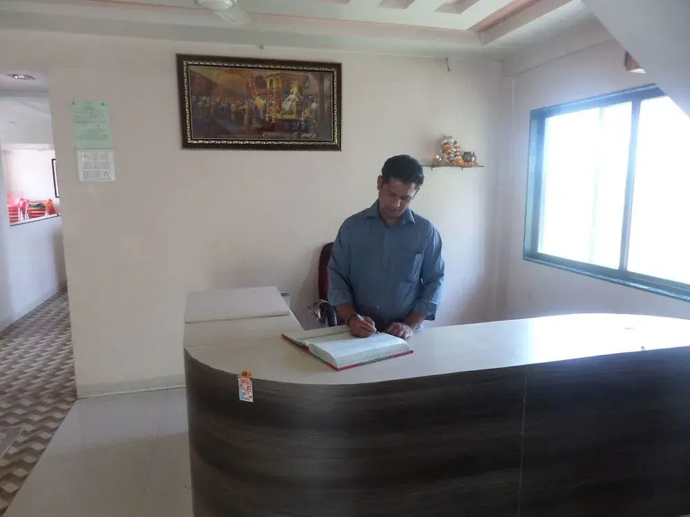 Hotel Ladli Lodging