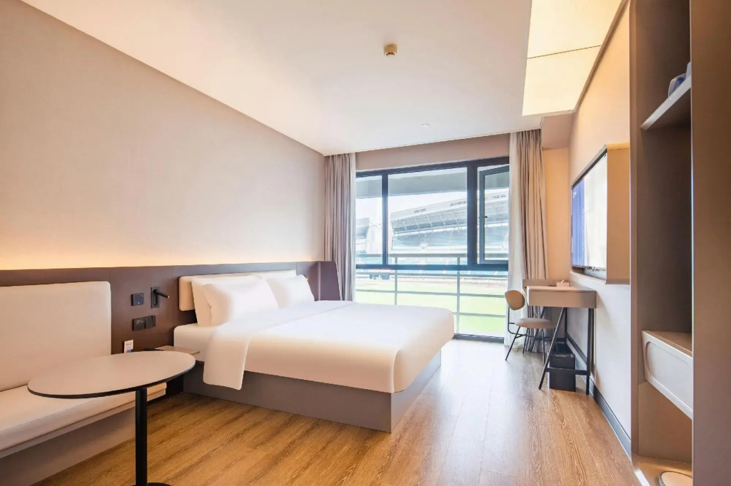 HanTing Hotel (Luoyang Sports Center)