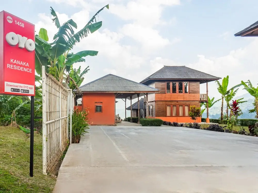 OYO 1458 Kanaka Residence