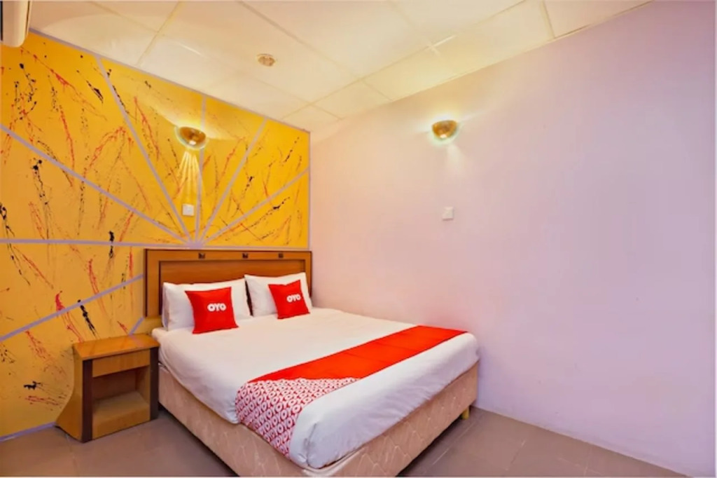Hotel DJ Palace