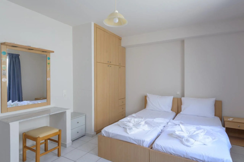 CHC Ares Apartment